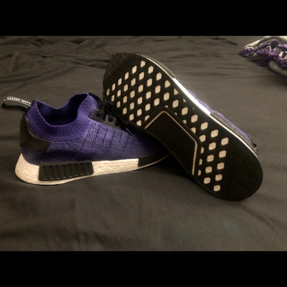 Adidas NMD R1 - Picture 3 of 4